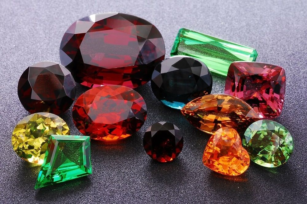 Характеристики натуральных камней самоцветов