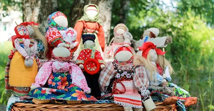 Куклы-обереги: разнообразие и значение